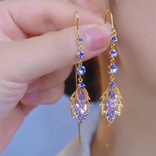 Fashionable and elegant 's purple maple leaf Artificial Crystal tassel earrings